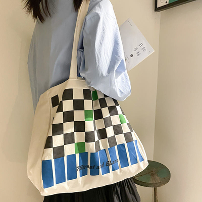 Custom Logo Heavy-duty Checkerboard Canvas Bag for Fashionable Color Contrast Shopping
